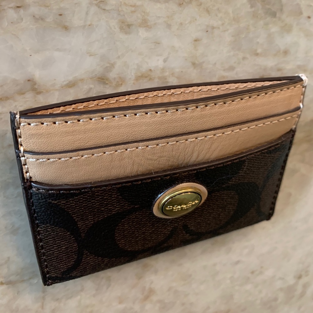 Coach Card Case - Picture 4 of 10